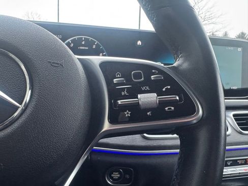 Used 2022 Mercedes-Benz GLE 350 4MATIC w/ Premium Package image 22