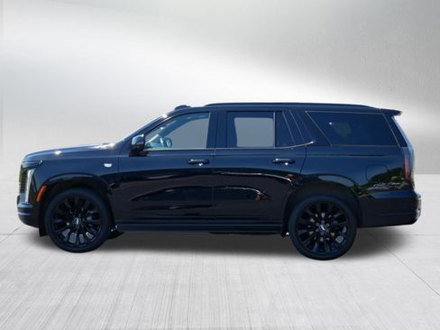Certified 2025 Cadillac Escalade Sport Platinum w/ LPO, ONYX Package AWD/4WD image 3