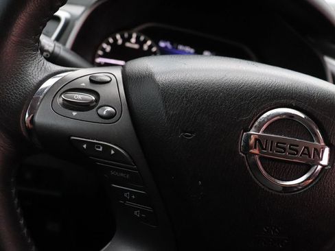Used 2020 Nissan Murano SV AWD/4WD image 11