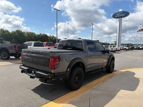 Used 2024 Ford F150 Raptor AWD/4WD image 5