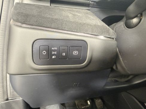 Used 2023 Fisker Ocean Ultra image 22