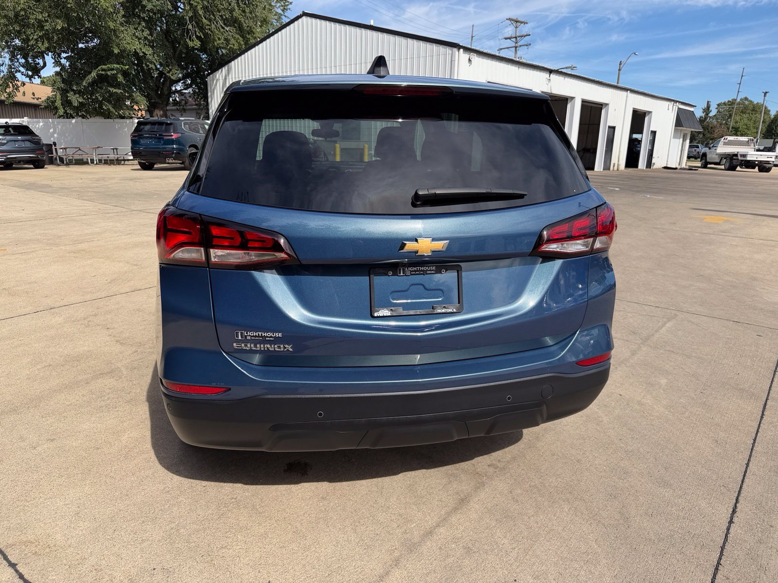 Used 2024 Chevrolet Equinox LS w/ LS Convenience Package FWD image 30