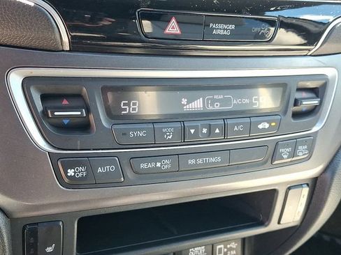 Used 2023 Honda Passport EX-L image 16