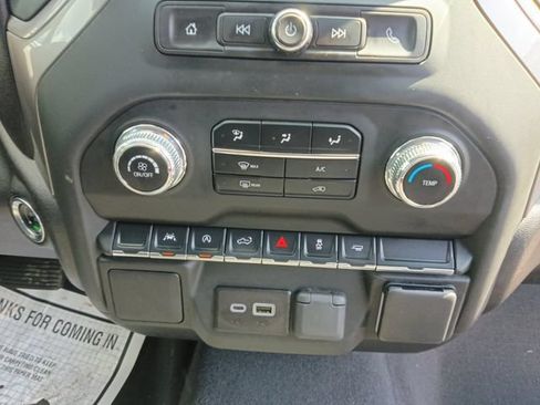 Used 2024 GMC Sierra 1500 Pro w/ Pro Value Package RWD image 4