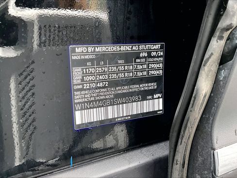 Certified 2025 Mercedes-Benz GLB 250 GLB 250 image 37