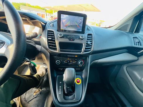 Used 2020 Ford Transit Connect XL image 21