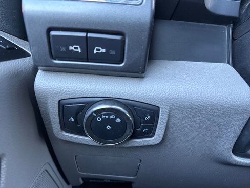 Used 2021 Ford F250 XLT w/ FX4 Off-Road Package image 25