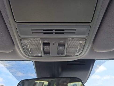 Used 2017 Honda CR-V EX image 28