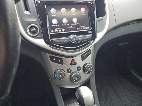 Used 2020 Chevrolet Sonic Premier image 18