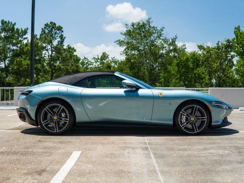 Used 2024 Ferrari Roma Spider RWD image 12