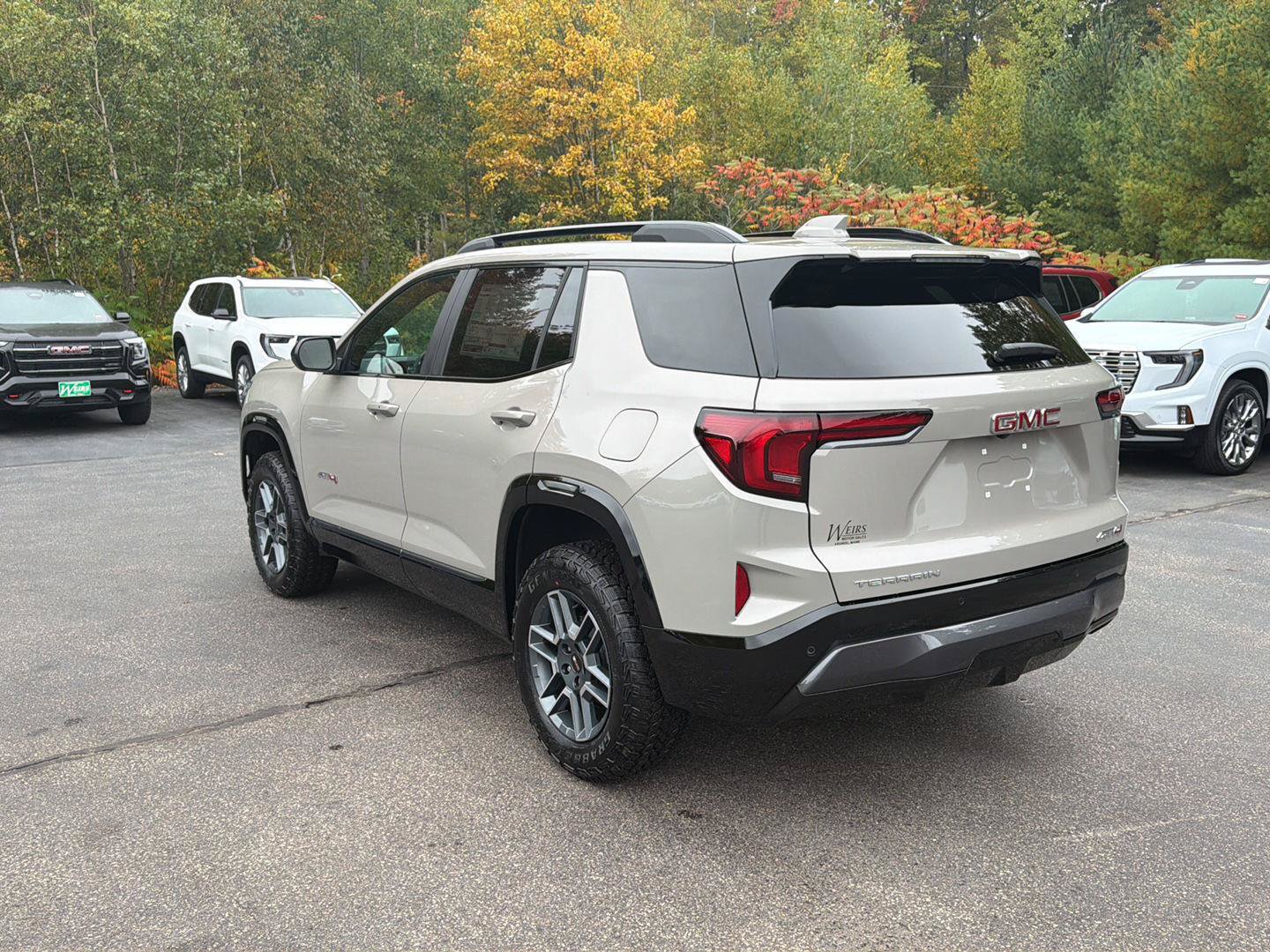 New 2027 GMC Terrain AT4 AWD/4WD image 3