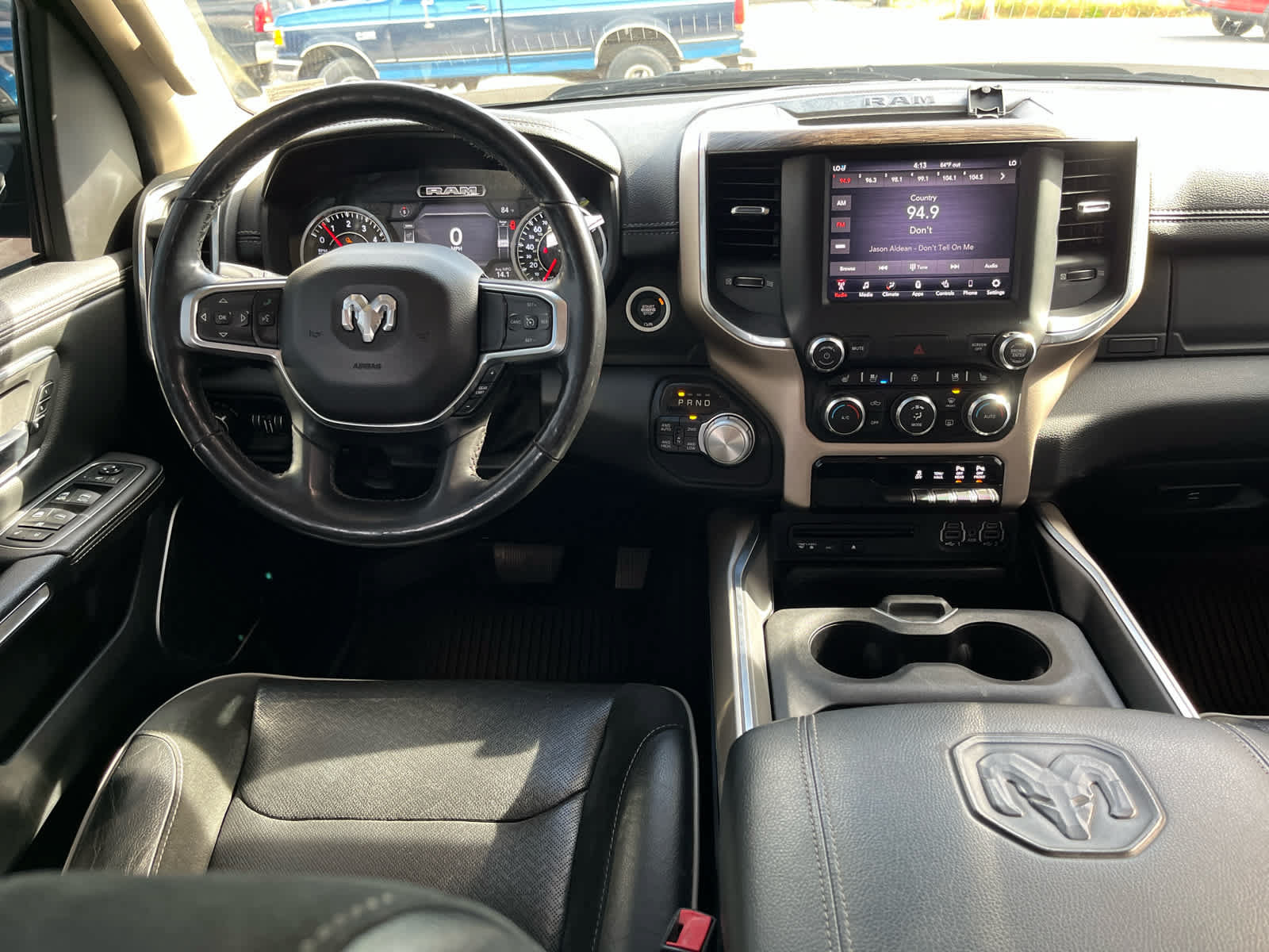 Used 2019 RAM 1500 Laramie AWD/4WD image 25