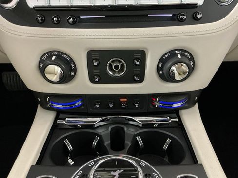 Used 2014 Rolls-Royce Wraith RWD image 12