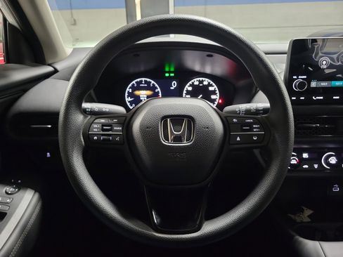 Certified 2025 Honda HR-V LX image 21
