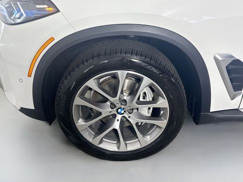 Used 2026 BMW X5 sDrive40i RWD image 38