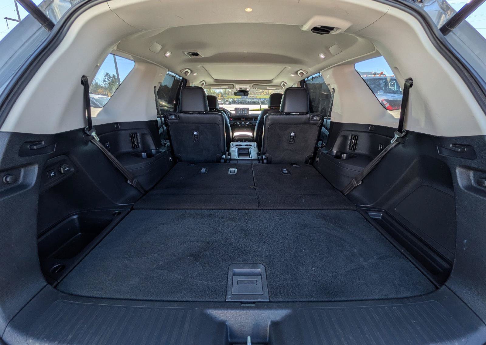 Certified 2025 Honda Pilot Touring image 9