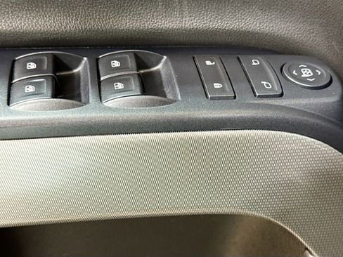 Used 2017 Chevrolet Silverado 1500 LT w/ All Star Edition image 19