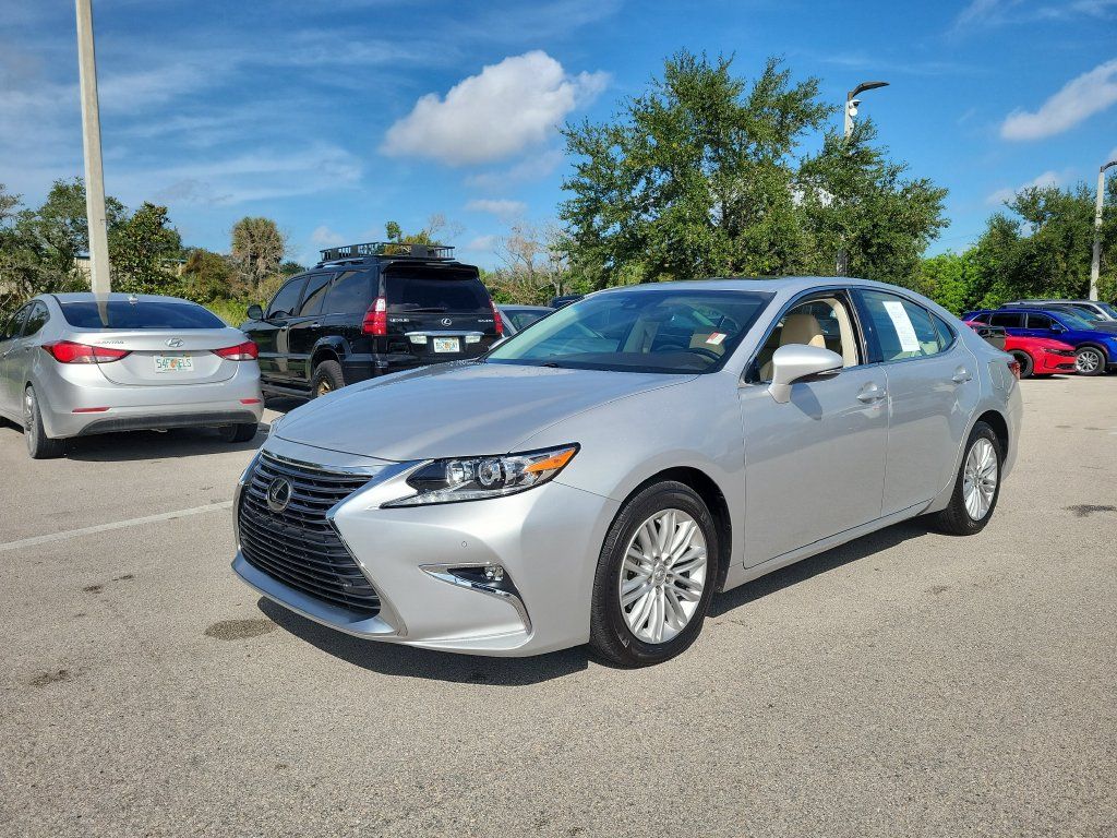 Used 2017 Lexus ES 350 w/ Premium Package FWD image 31