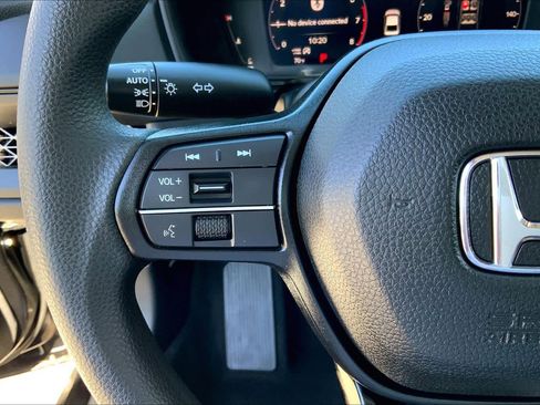 Used 2023 Honda Accord EX image 21
