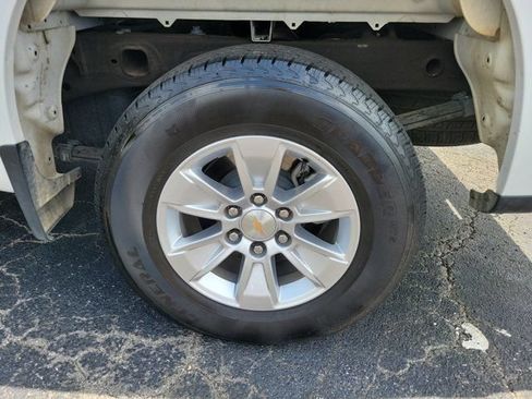 Used 2025 Chevrolet Silverado 1500 LT RWD image 26