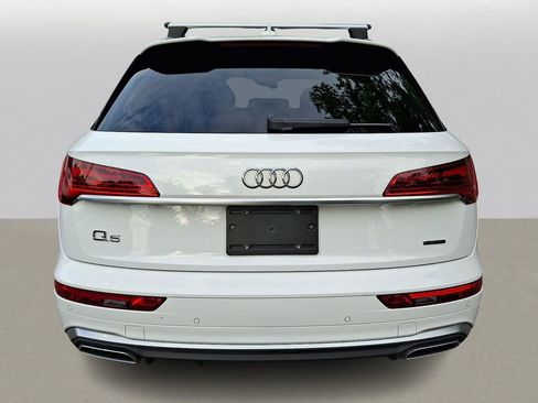 Used 2022 Audi Q5 2.0T Premium w/ Convenience Package AWD/4WD image 5