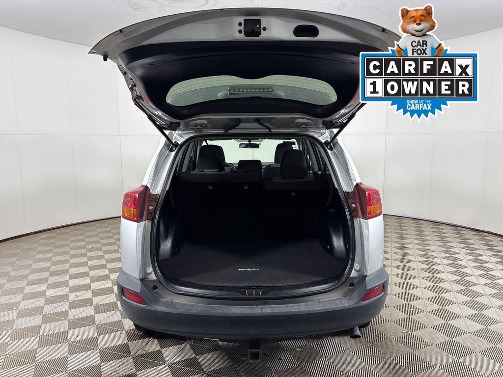 Used 2014 Toyota RAV4 LE AWD/4WD image 25