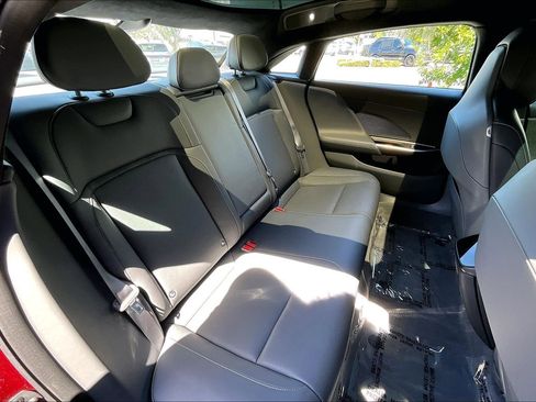 Used 2024 Lucid Air Touring AWD/4WD image 27