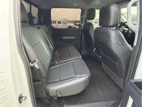 Used 2021 Ford F150 Lariat w/ FX4 Off-Road Package AWD/4WD image 15