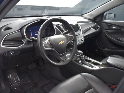 Used 2024 Chevrolet Malibu LT image 11