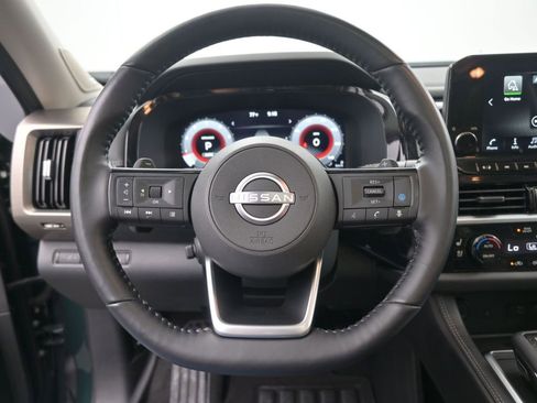 Used 2022 Nissan Pathfinder Platinum w/ Cargo Package image 28