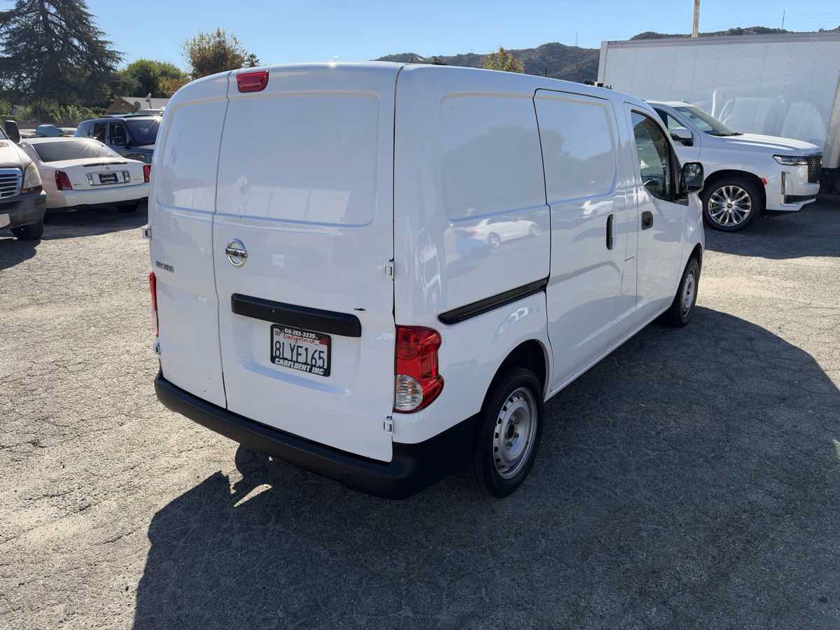 Used 2020 Nissan NV200 S FWD image 5