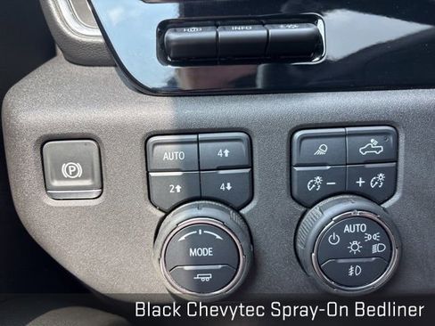 Used 2025 Chevrolet Silverado 2500 High Country w/ High Country Premium Package image 38