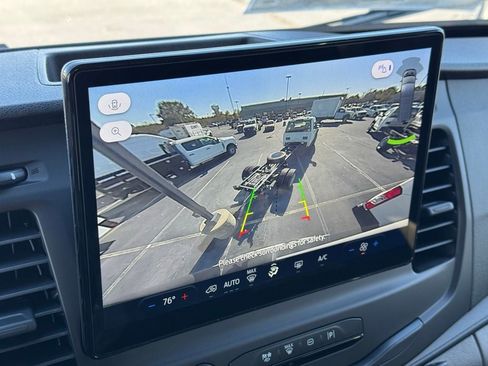 New 2026 Ford Transit 250 148 Medium Roof image 20