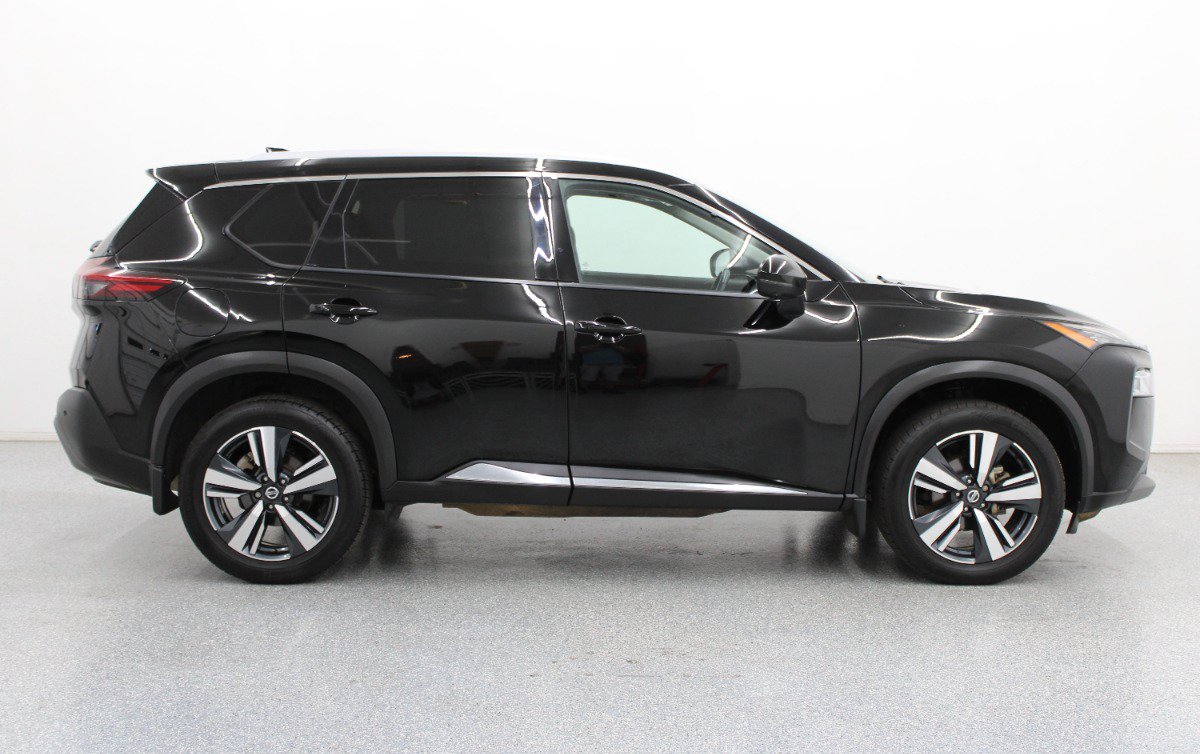 Used 2021 Nissan Rogue SL FWD image 2