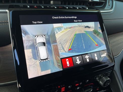 Used 2024 Jeep Grand Cherokee Summit w/ High Altitude Package image 40