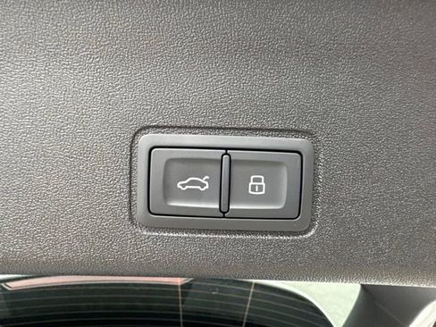 New 2026 Audi Q3 quattro 2.0T AWD/4WD image 31