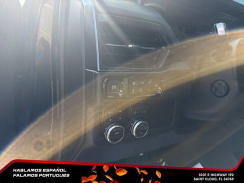 Used 2026 GMC Yukon XL AT4 AWD/4WD image 17