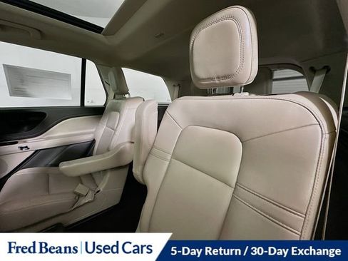 Certified 2022 Lincoln Aviator AWD w/ Premium Package image 27