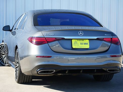 Used 2022 Mercedes-Benz S 500 4MATIC w/ AMG Line Package image 6