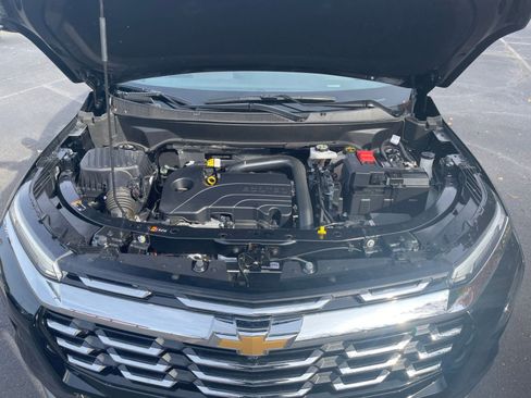 Used 2025 Chevrolet Equinox LT image 28