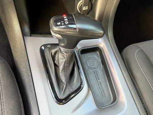 Used 2023 Dodge Charger R/T w/ Blacktop Package image 13