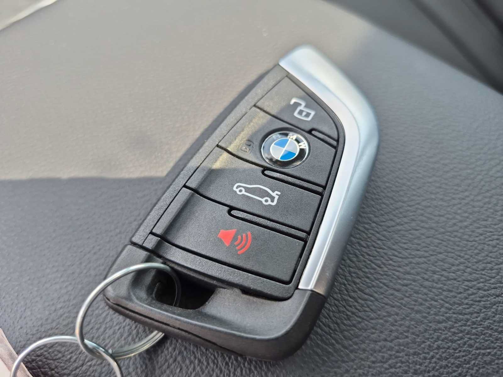 Used 2025 BMW i4 xDrive40i w/ M Sport Package AWD/4WD image 36