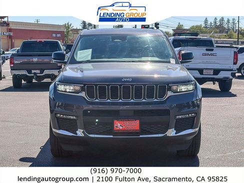 Used 2023 Jeep Grand Cherokee L Limited RWD image 6