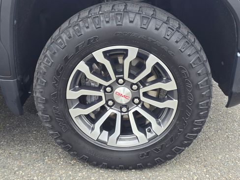 Used 2021 GMC Sierra 1500 AT4 AWD/4WD image 9