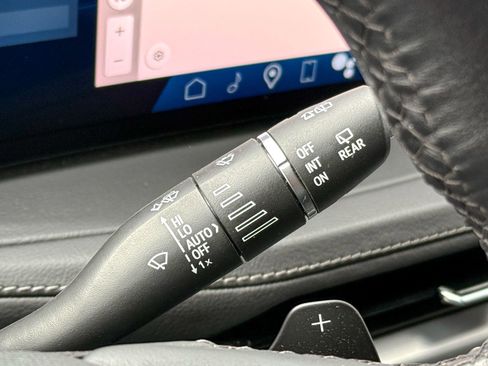 Certified 2024 Cadillac XT4 Premium Luxury image 27