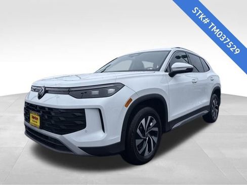 New 2026 Volkswagen Tiguan S image 3