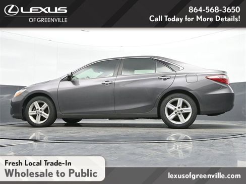 Used 2015 Toyota Camry LE image 15