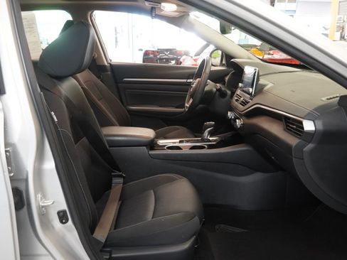 Used 2020 Nissan Altima 2.5 SV AWD/4WD image 26