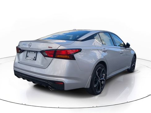 New 2025 Nissan Altima 2.5 SR image 4