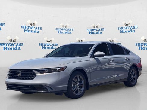 New 2026 Honda Accord EX-L image 2